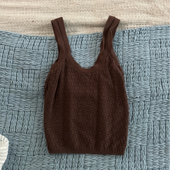 Abercrombie & Fitch Tops - Abercrombie & Fitch Brown Knit Top